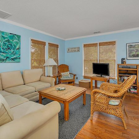 Вилла Olive Way 106 East End Экстерьер фото